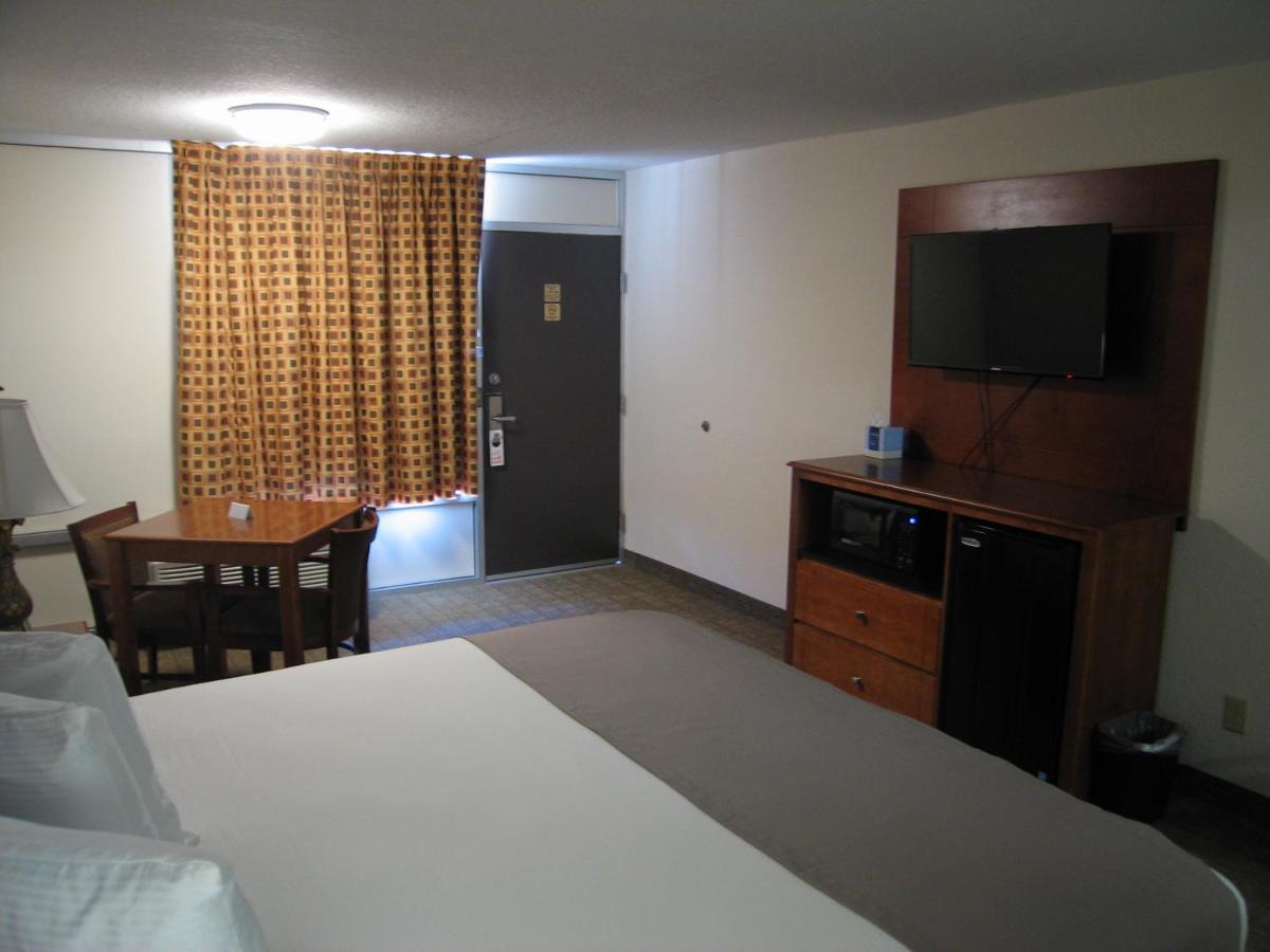 Econo Lodge Видалия Экстерьер фото